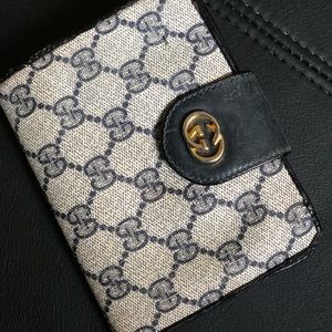 Authentic Vintage Gucci Wallet